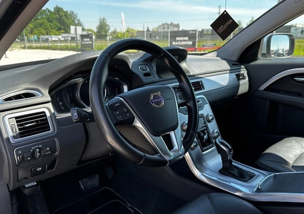 Volvo XC 70 cena 77900 przebieg: 196575, rok produkcji 2015 z Przeworsk małe 137
